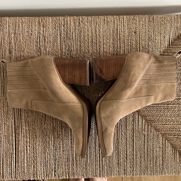 Marc Fisher Boots Women Size 10 Chunky‎ High Heel Suede Fall - Picture 2 of 7